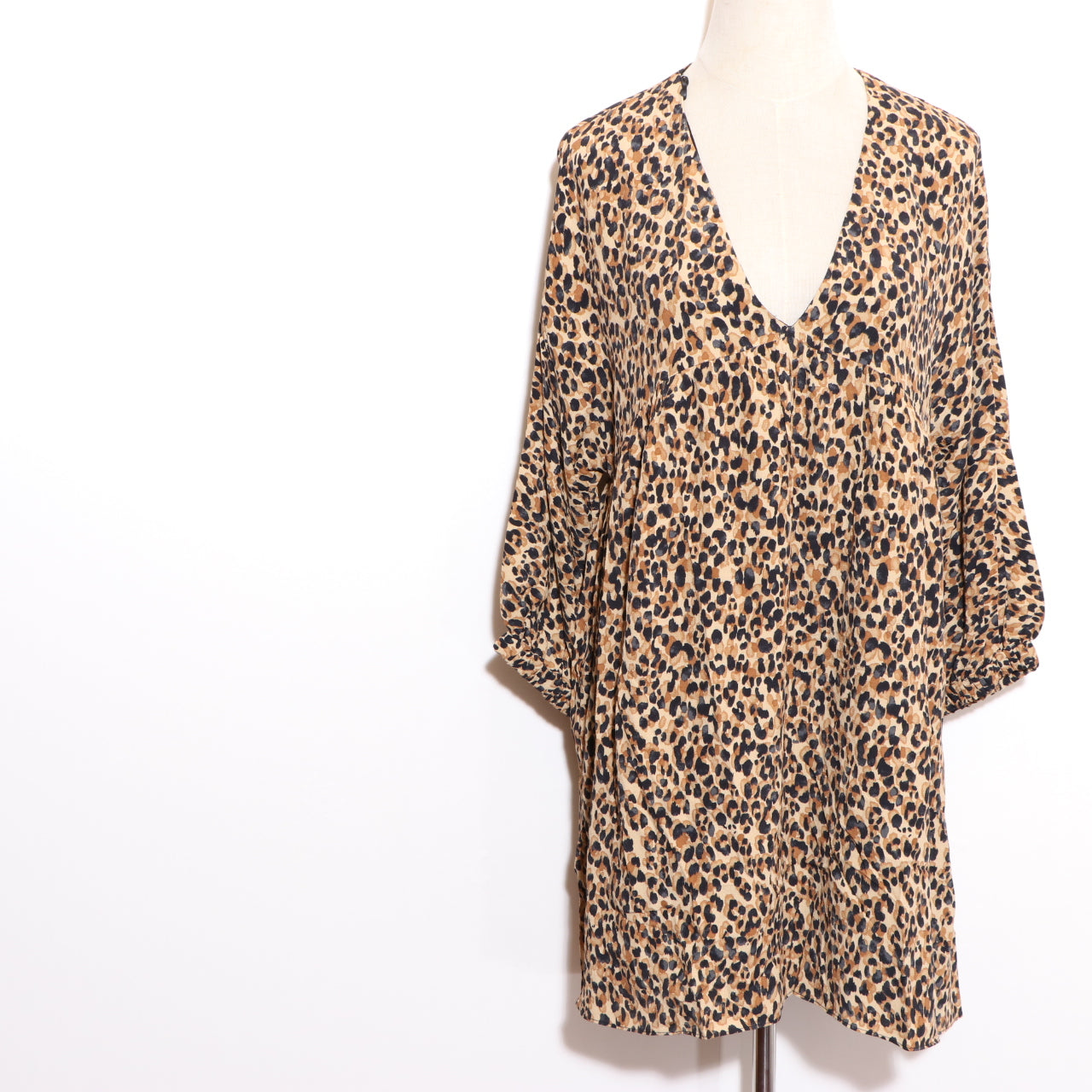 ★美品★ ZARA ザラ トップス チュニック 七分袖 レオパード柄 ゆったりシルエット カジュアル